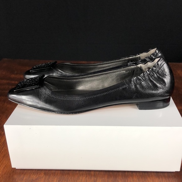 TAHARI Black Leather Flats w/Black Filigree Buckle - Picture 5 of 12